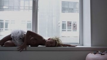 Blonde honey Julia Reutova arousing us in this glamour HD movie